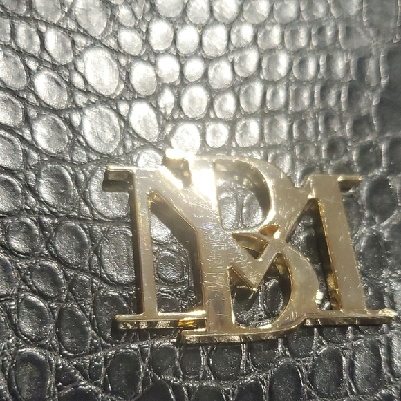 Badgley Mischka Black Croc Mini Bag with Gold Chain - Picture 3 of 15